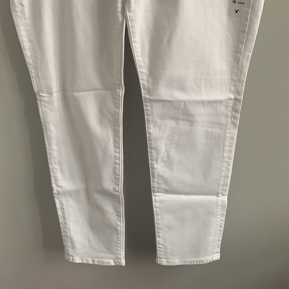 New American Eagle Low Rise Gleam White Stretch Jeggings - Picture 2 of 11